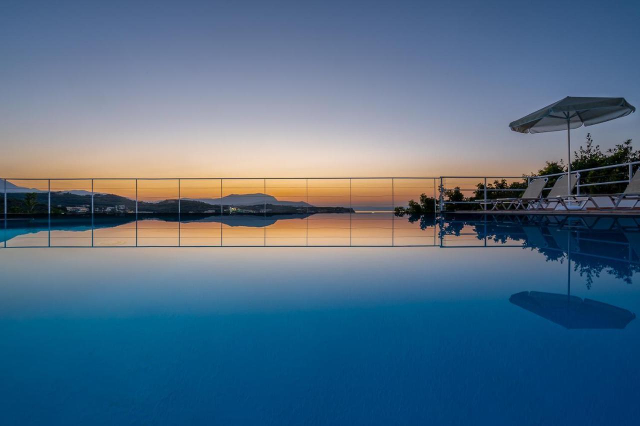 Eolos Apartments Chrissi Akti Chania Exterior foto